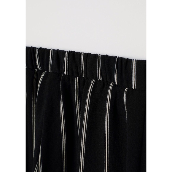 H&M Divided NWT black&white striped wide leg pant - Picture 2 of 4